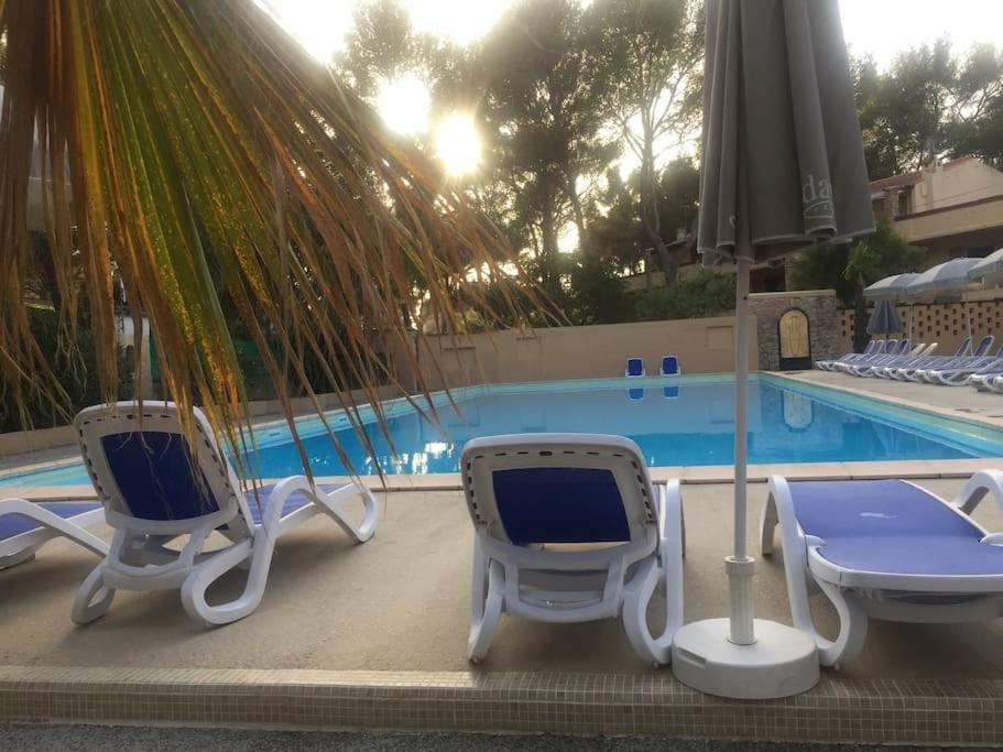 Les Appartements De La Marina Sanary-sur-Mer Exterior foto